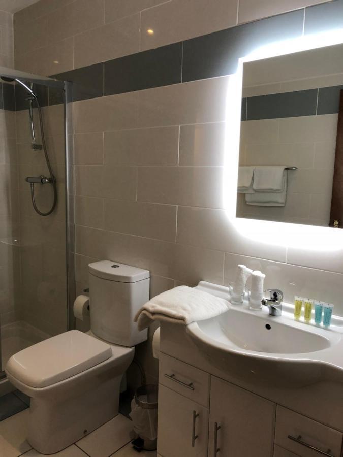 Tully'S Hotel Castlerea Εξωτερικό φωτογραφία